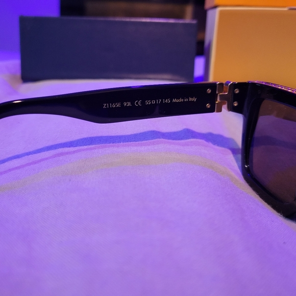 Louis Vuitton glasses - Picture 6 of 9